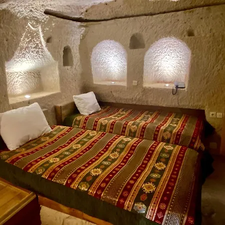 ذا فيليج كابف 2*
