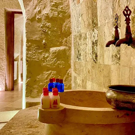 ذا فيليج كابف غوريمِيه