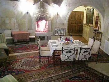 Отель The Village Cave