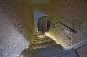 Hotel The Village Cave 4*